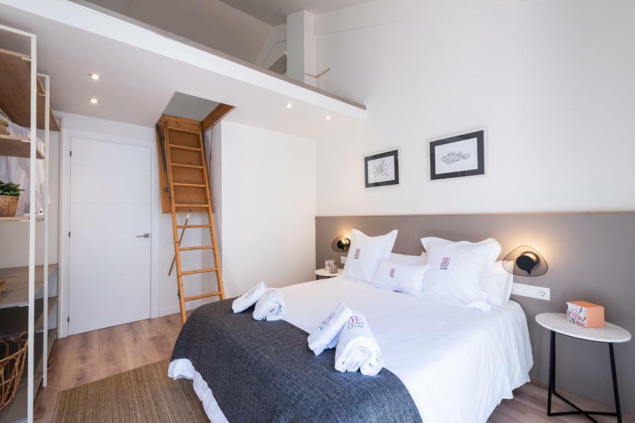 Petit Luxe Tobella Esquerra Apartment Terrassa Exterior photo